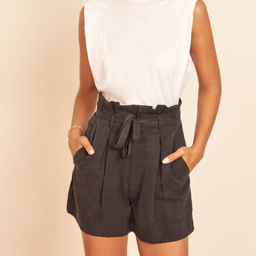 REFORMATION Castel Short-  Size 6 Black - Picture 3 of 6